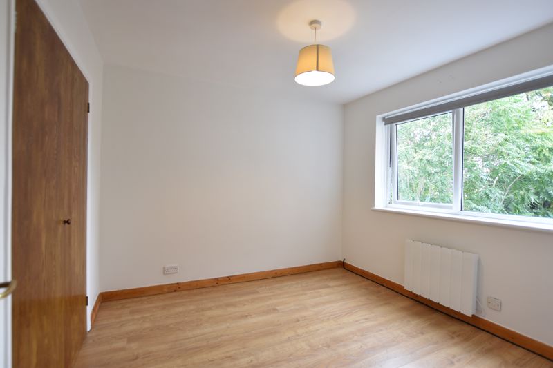 Bedroom- click for photo gallery
